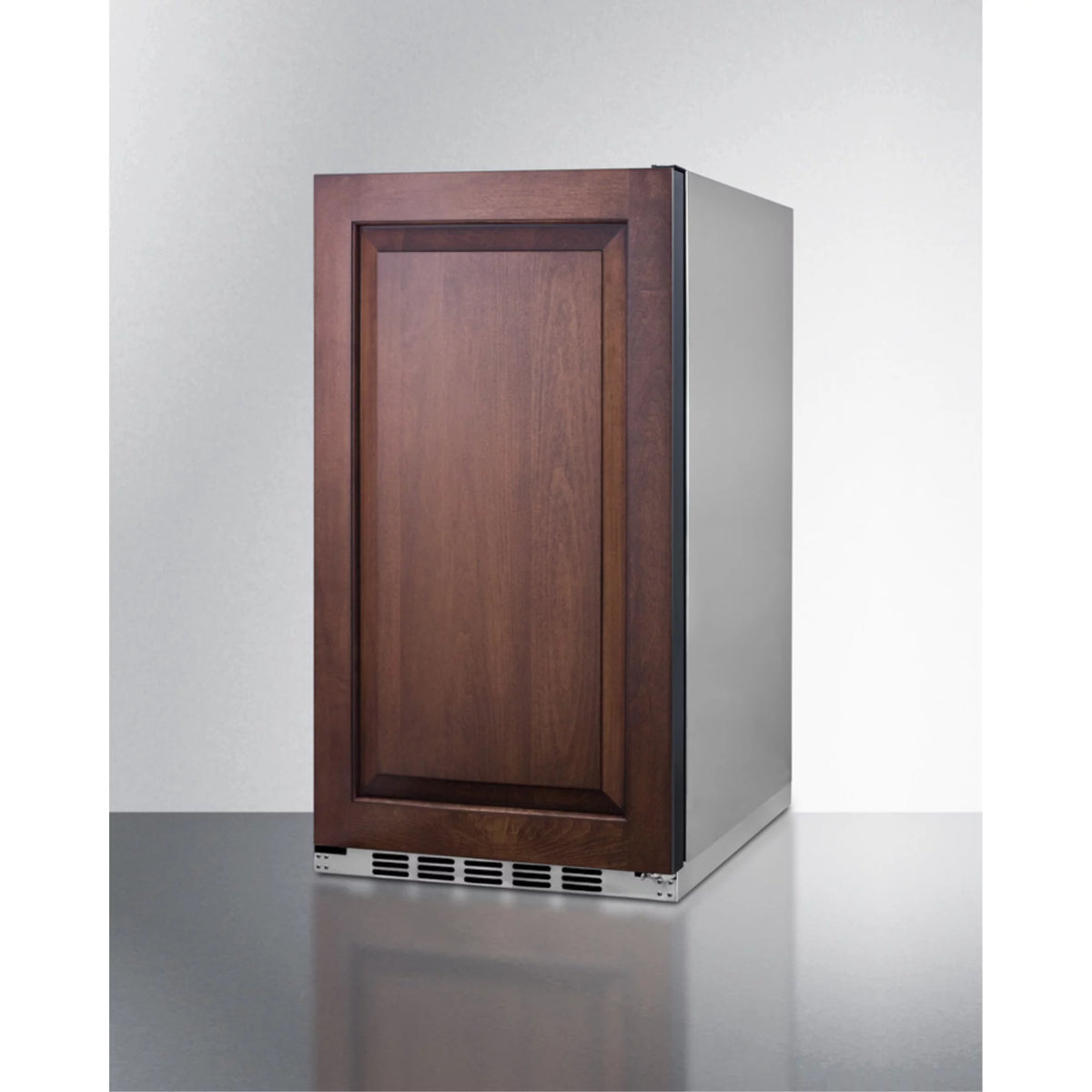 Compact Refrigerator D6303