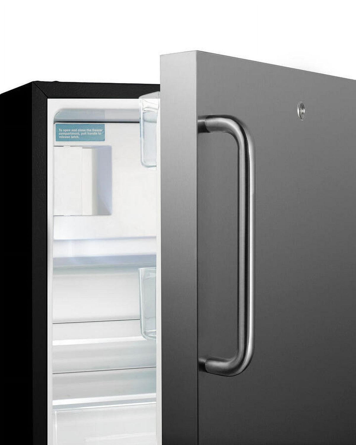 COMPACT REFRIGERATOR K38619