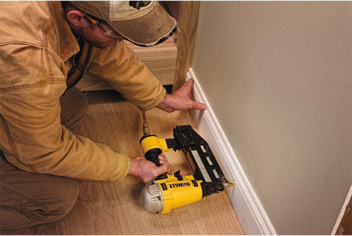 16GA Finish Nailer E43686