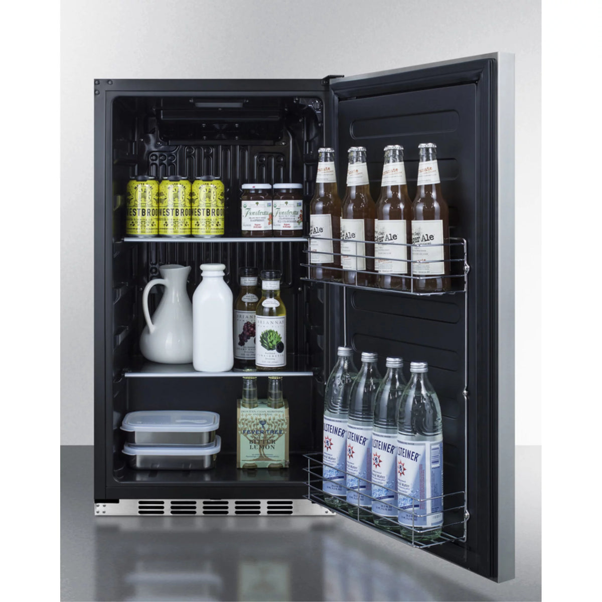 Compact Refrigerator D6303